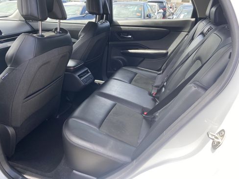 Used 2023 Nissan Ariya FWD image 16