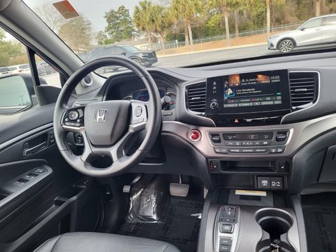 Certified 2021 Honda Pilot Special Edition image 17