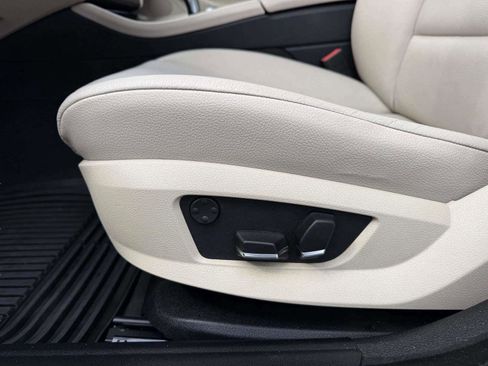 Used 2013 BMW 535i xDrive Sedan image 27