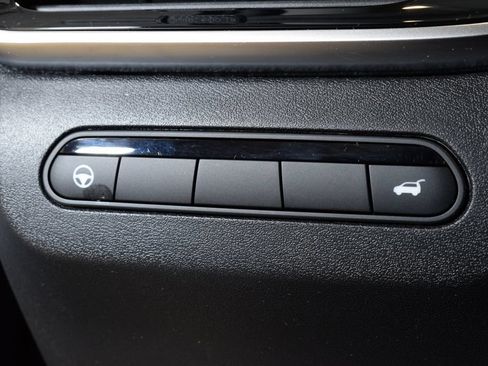 Certified 2026 INFINITI QX60 Luxe w/ Family Package AWD/4WD image 16