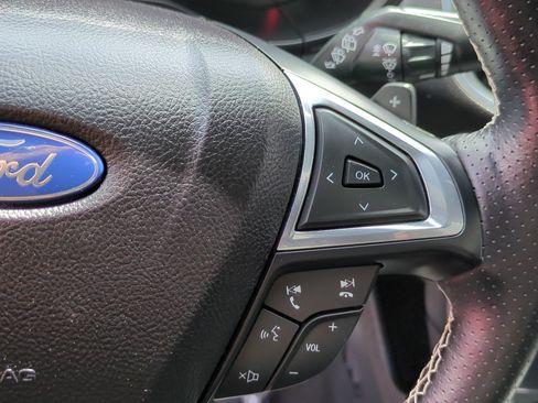 Used 2022 Ford Edge ST w/ Equipment Group 401A AWD/4WD image 21