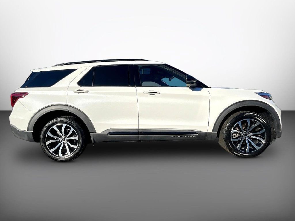 Used 2020 Ford Explorer ST w/ Premium Technology Package AWD/4WD image 8