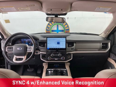 Used 2024 Ford Expedition Max XLT image 7