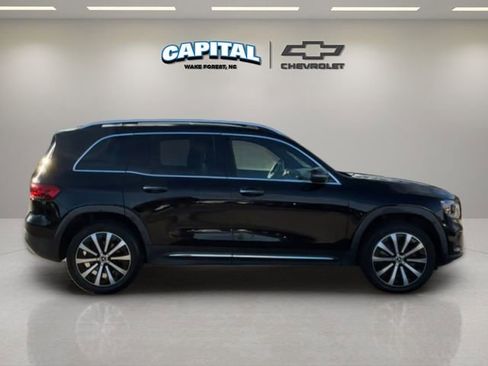 Used 2022 Mercedes-Benz GLB 250 image 6