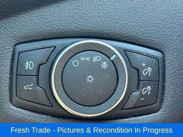 Used 2017 Ford Escape Titanium w/ Equipment Group 301A AWD/4WD image 16