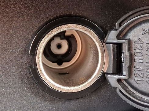 Used 2024 Nissan Rogue SV image 24