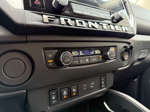 New 2025 Nissan Frontier SV w/ SV Convenience Package image 22