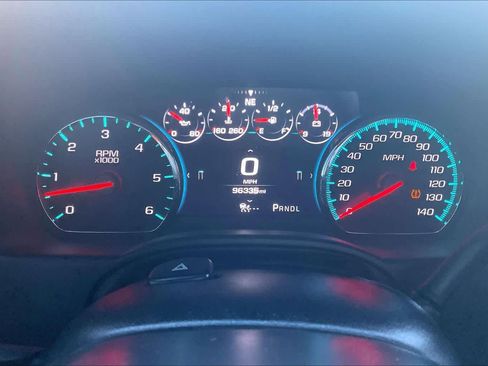 Used 2017 GMC Yukon XL Denali w/ Open Road Package image 25