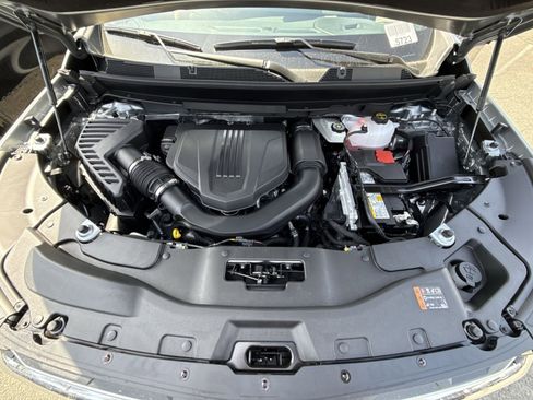 New 2026 Chevrolet Traverse LT w/ Driver Confidence Package FWD image 27