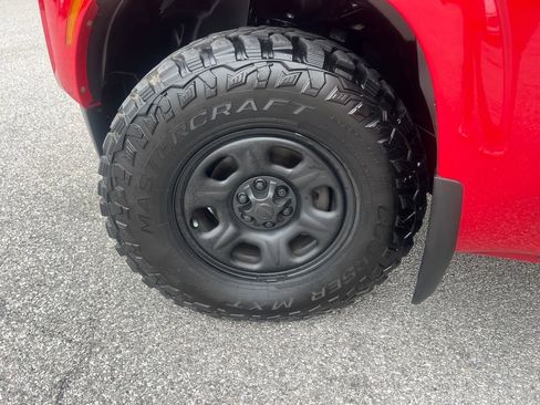 Used 2022 Nissan Frontier S w/ Technology Package image 26