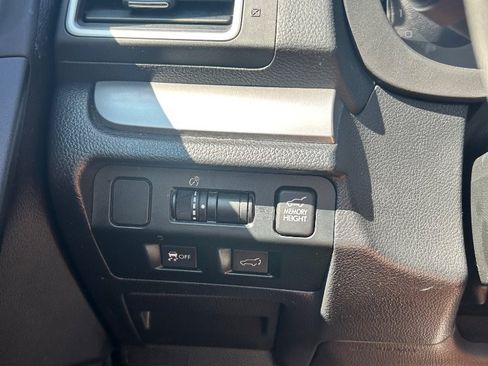 Used 2016 Subaru Forester 2.5i Limited w/ Popular Package #2 AWD/4WD image 17