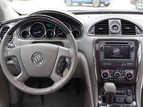 Used 2017 Buick Enclave Premium w/ Experience Buick Package FWD image 15