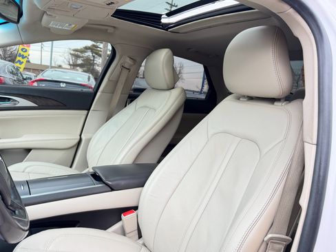 Used 2017 Lincoln MKZ Reserve w/ Climate Package image 13