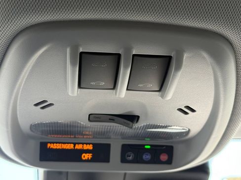 New 2026 Chevrolet Trax LT w/ Sunroof Package FWD image 19
