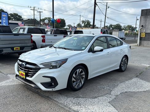 Used 2025 Subaru Legacy Limited image 3