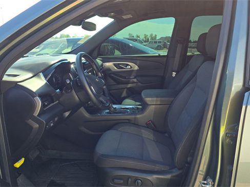 Used 2023 Chevrolet Traverse LT w/ LPO, Floor Liner Package AWD/4WD image 10