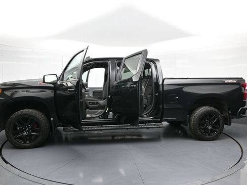 Used 2021 Chevrolet Silverado 1500 LT Trail Boss w/ Convenience Package II AWD/4WD image 44