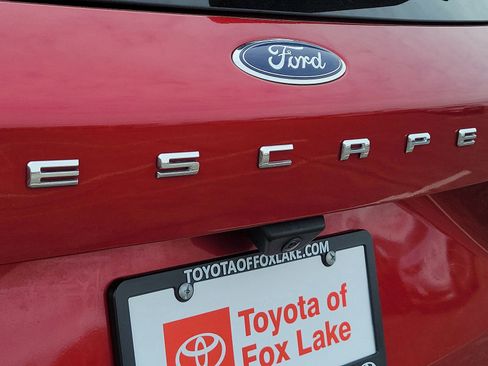 Used 2022 Ford Escape SEL w/ Technology Package AWD/4WD image 7