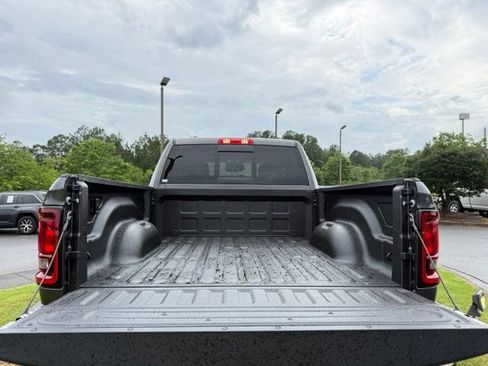 New 2026 RAM 2500 Tradesman AWD/4WD image 28
