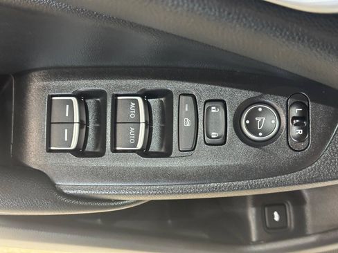Used 2019 Honda Accord Sport image 18