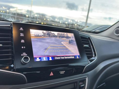 Used 2023 Honda Ridgeline RTL-E image 26