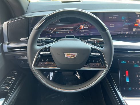 Used 2026 Cadillac Escalade Sport AWD/4WD image 30