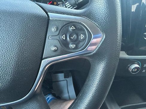 Used 2019 Chevrolet Traverse LS FWD image 20