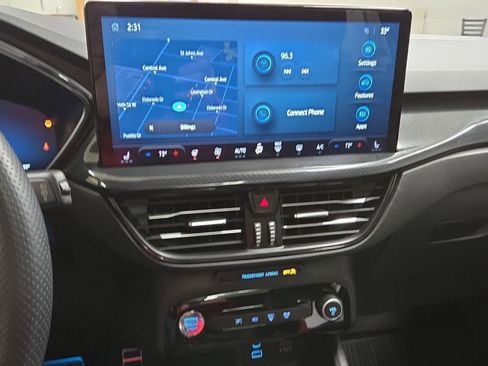 Used 2023 Ford Escape ST-Line Elite image 13