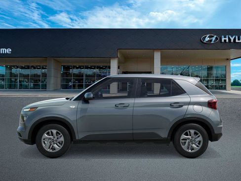 New 2026 Hyundai Venue SE FWD image 3
