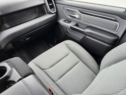 Used 2022 RAM 1500 Big Horn AWD/4WD image 13
