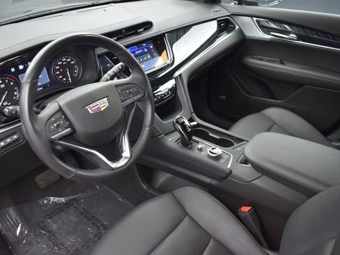 Certified 2024 Cadillac XT6 Premium Luxury w/ Technology Package image 12