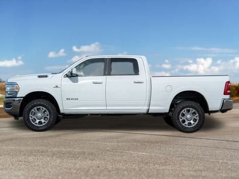 Used 2022 RAM 2500 Laramie AWD/4WD image 4
