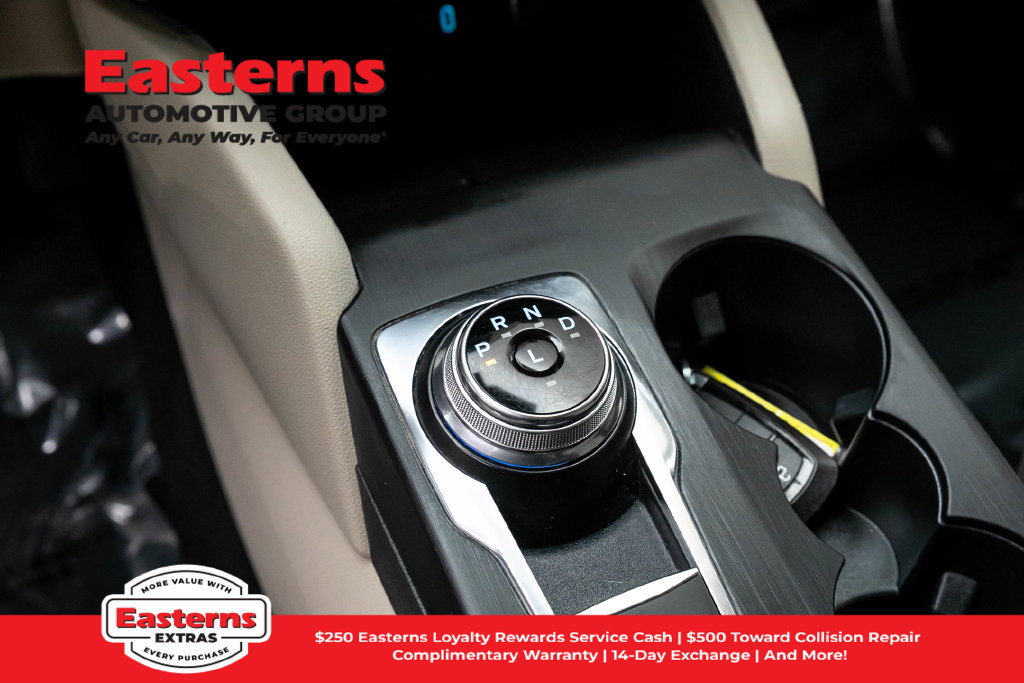 Used 2020 Ford Escape SE AWD/4WD image 14
