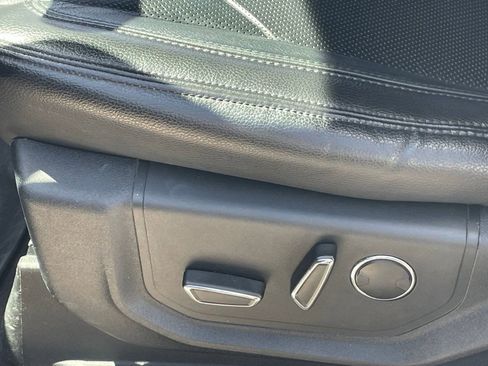 Used 2020 Ford Expedition Max Limited image 4