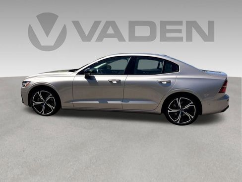 Used 2024 Volvo S60 B5 Ultimate w/ Climate Package AWD/4WD image 30