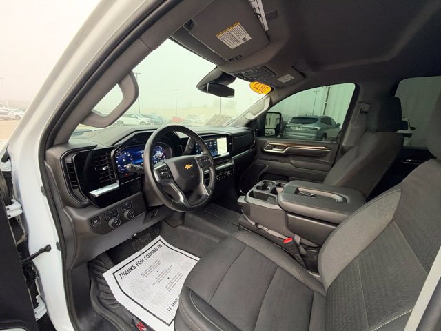 Used 2025 Chevrolet Silverado 2500 LT AWD/4WD image 12