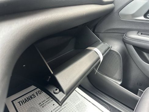 New 2026 Chrysler Pacifica Select image 22