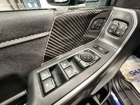 New 2026 Ford F250 Lariat w/ Black Appearance Package AWD/4WD image 15