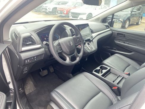 Used 2022 Honda Odyssey EX-L image 2
