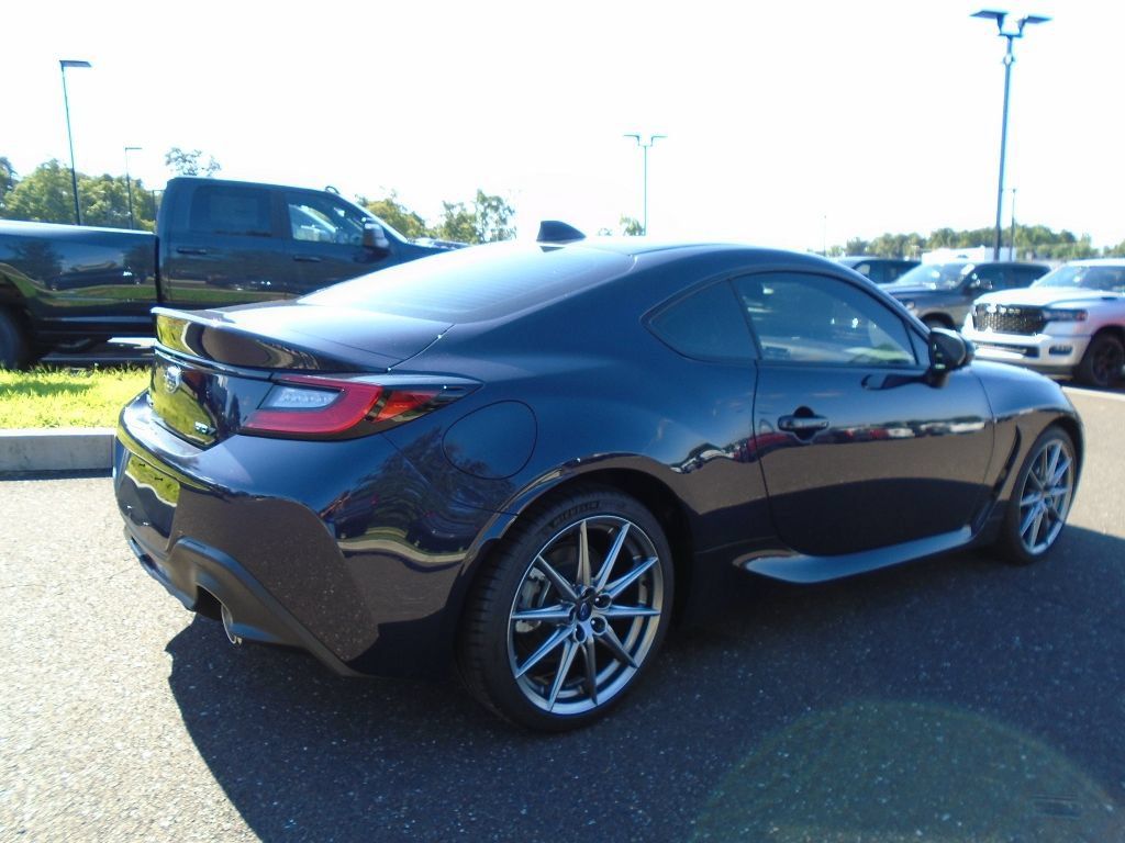 Used 2025 Subaru BRZ Limited RWD image 3