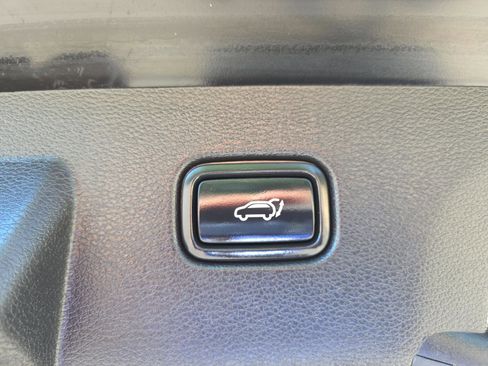 Used 2024 Kia Sportage SX AWD/4WD image 32
