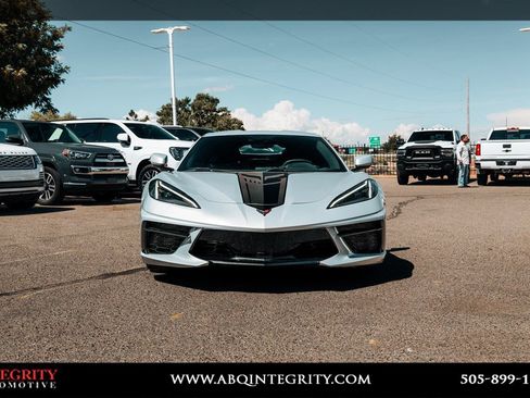 Used 2021 Chevrolet Corvette Stingray Coupe w/ 1LT RWD image 2