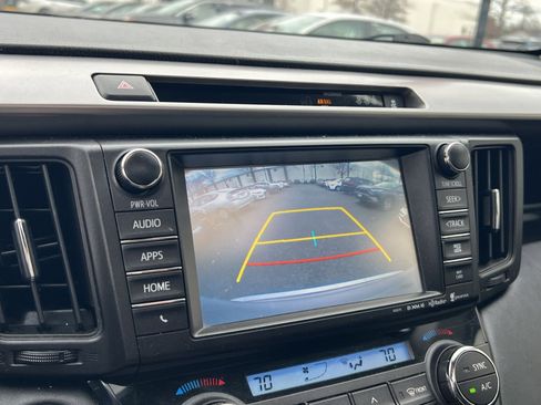 Used 2017 Toyota RAV4 Limited image 16