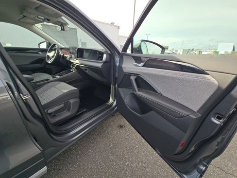 New 2026 Volkswagen Tiguan S image 11