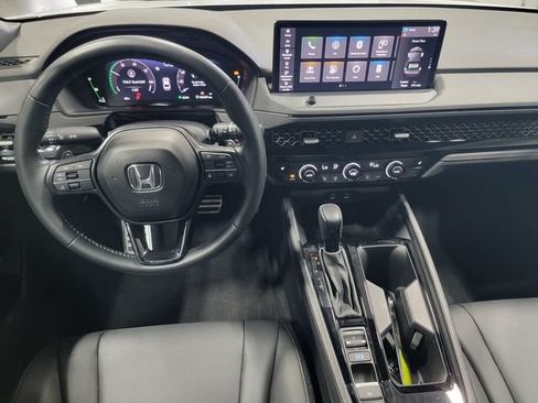 Used 2024 Honda Accord Sport image 29