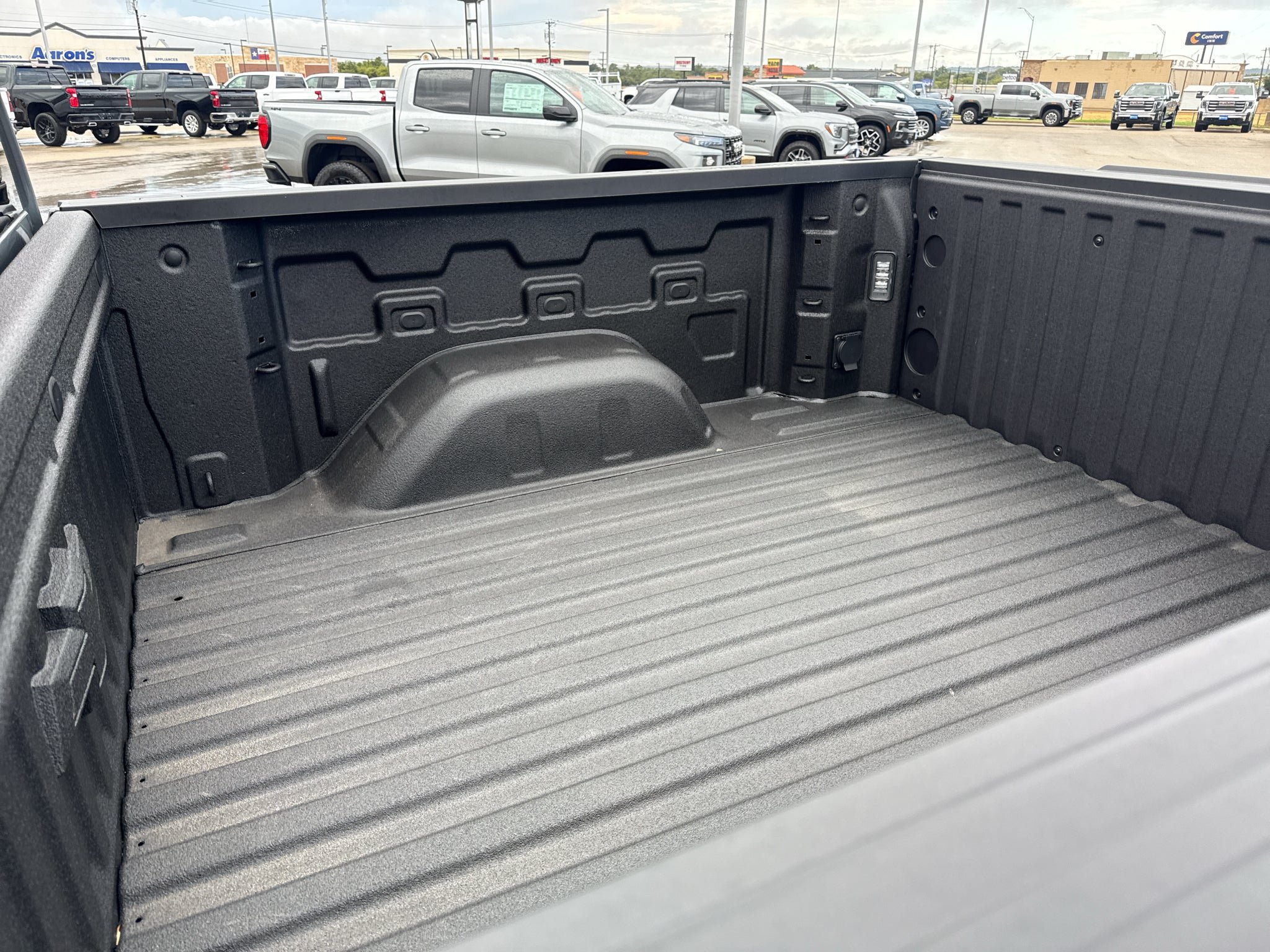 New 2026 Chevrolet Silverado 1500 RST w/ Convenience Package II AWD/4WD image 17