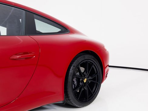 Used 2019 Porsche 911 Carrera image 48