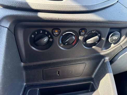 Used 2017 Ford Transit 350 XLT RWD image 27