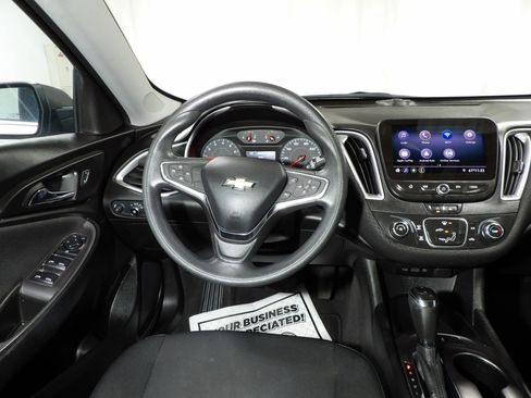 Used 2020 Chevrolet Malibu LS FWD image 11