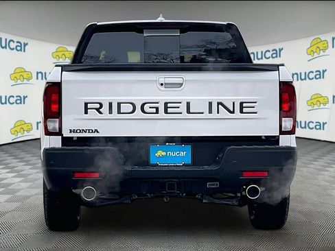 Used 2026 Honda Ridgeline Black Edition image 6
